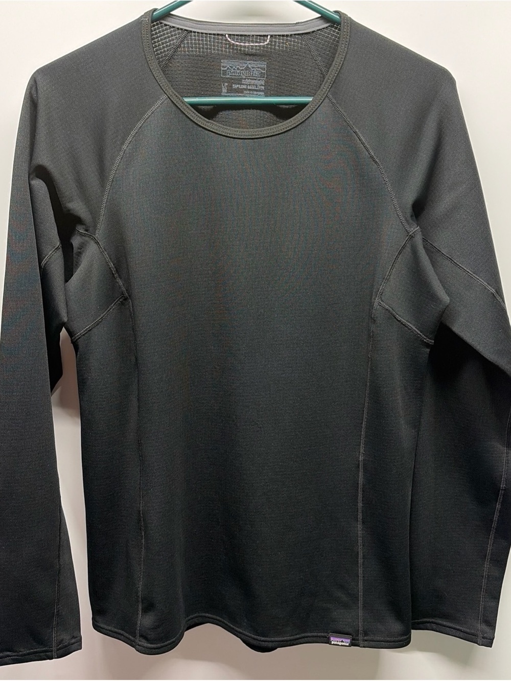 Patagonia Womens Capilene Midweight Crew Baselayer Black 44436 SP19 Size Medium
